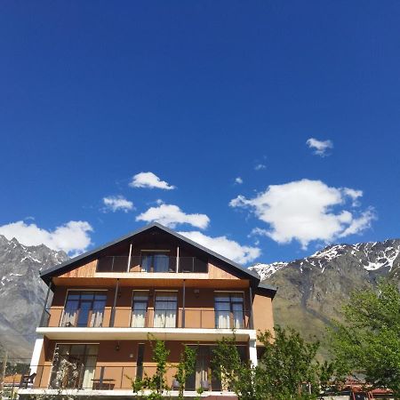Discover Kazbegi Hotel Buitenkant foto